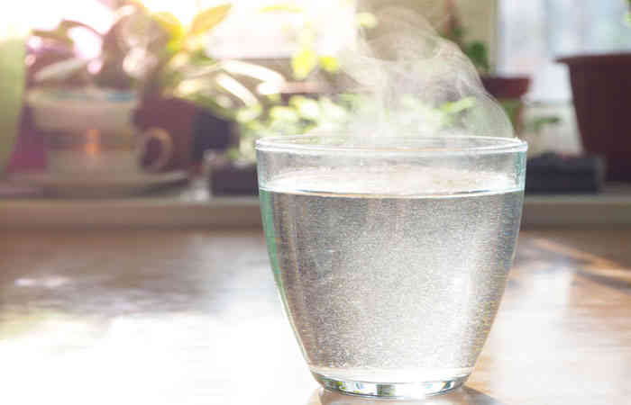 If the day is started with warm water, then many problems related to digestion also go away.