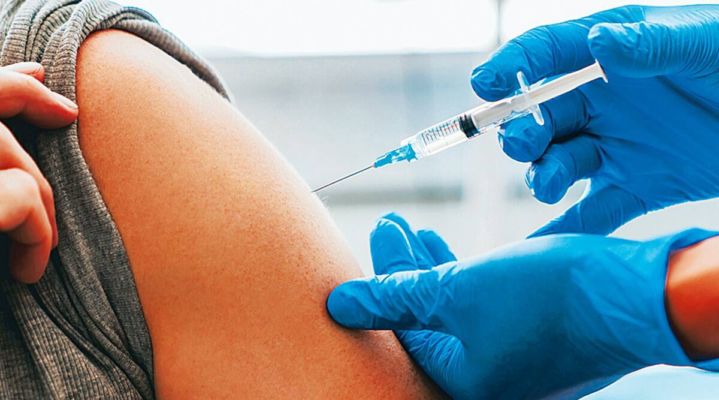 Those taking two doses of Covid-19 vaccine do not need isolation and corona test, experts advise the Center