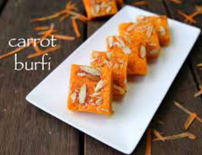 this-rakshabandhan-is-the-easiest-and-delicious-to-make-carrot-semolina-barfi गाजर सूजी की बर्फी