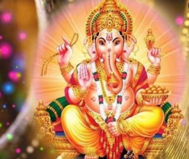 after-1300-years-ganesh-ji-is-being-kind-to-this-1-zodiac-sign-will-get-wealth-bungalow-car इस 1 राशि पर मेहरबान