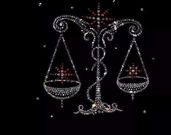 in-august-and-september-2021-libra-the-goddess-of-wealth-will-be-pleased-you-will-get-great-news अगस्त और सितम्बर