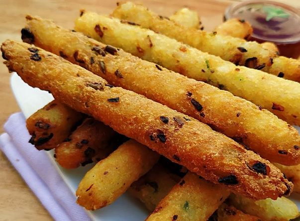 tasty-fingers-made-from-aloo-semolina-being-delicious-to-eat-it-is-also-very-easy-to-prepare