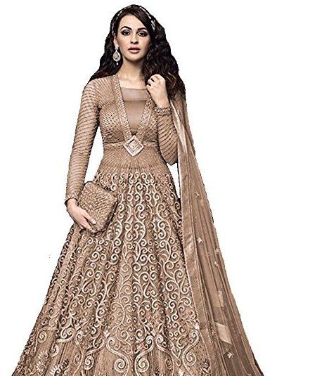 this-stylish-beautiful-gown-gives-a-modern-and-classy-look स्टाइलिश, खूबसूरत गाउन
