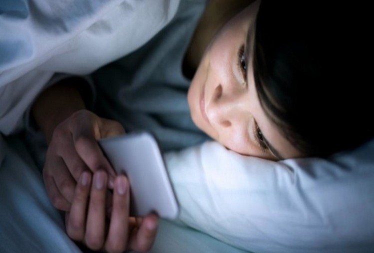 Do you run your mobile every night before sleeping, so be careful!