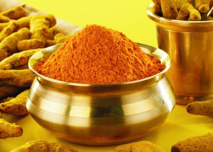 turmeric-not-only-enhances-the-taste-of-food-but-also-maintains-health
