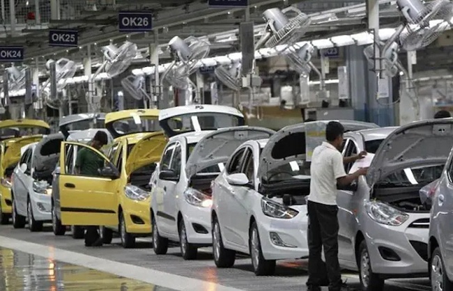 Passenger vehicle sales down 19 per cent in November due to semiconductor shortage: SIAM