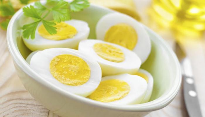 अंडे का सफ़ेद भाग आपके लिए हो सकता है बहुत फायदेमंद, जानें कैसे