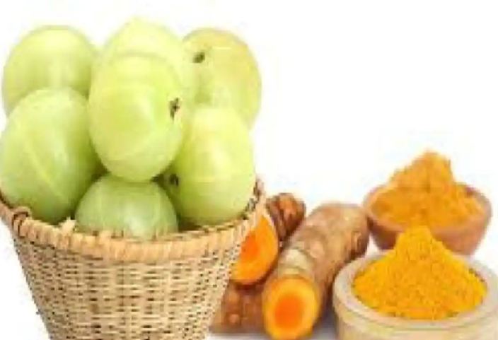 Amla powder and turmeric powder are very beneficial for health, know its benefits