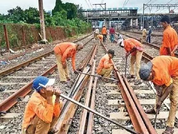 Western Railway's night block between Vasai Road and Virar stations, not a block on Central Railway