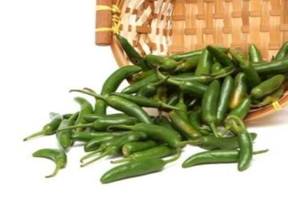 You will be surprised to know the benefits of green chili