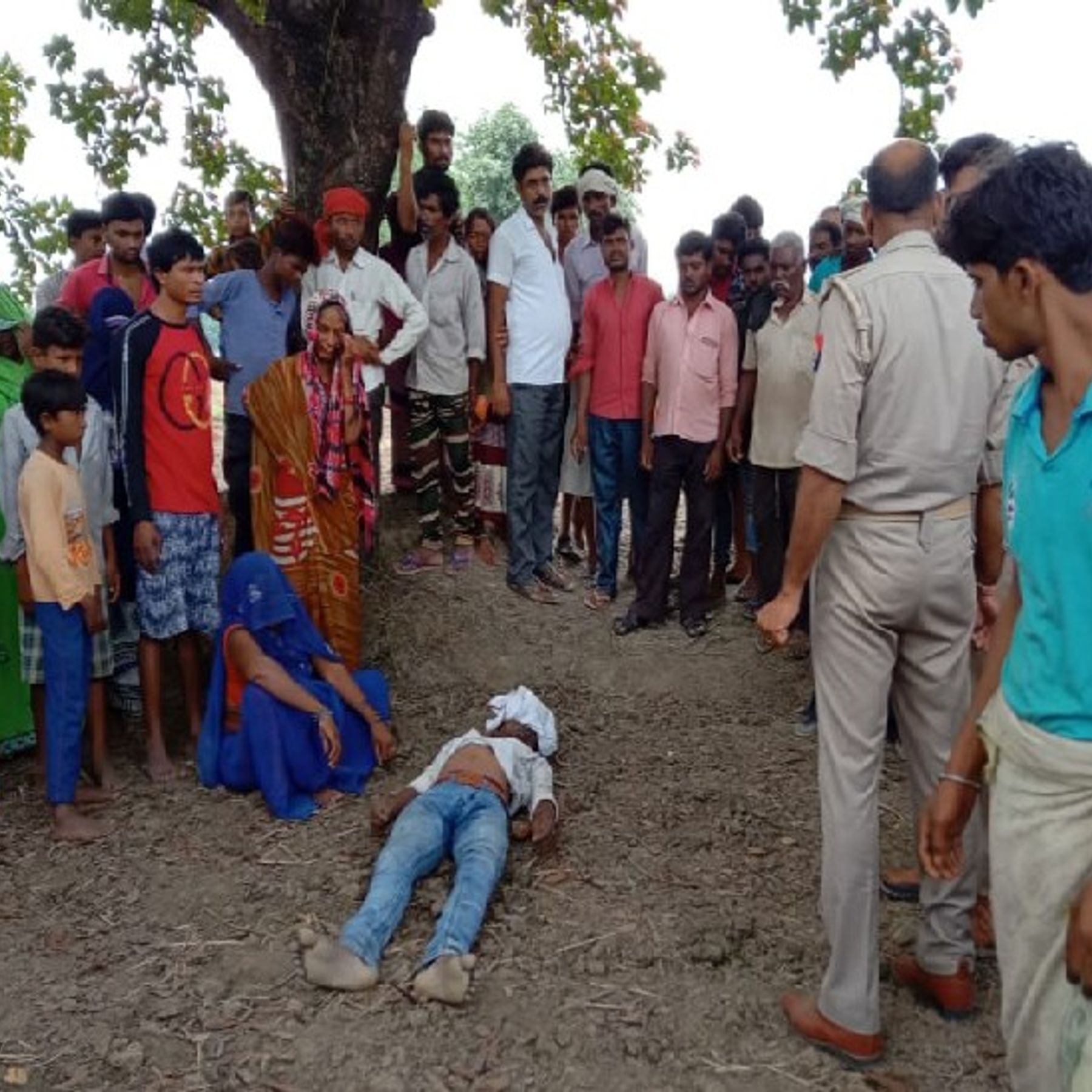 Dead body of a young man found on the road in Patashpur, fear of murder