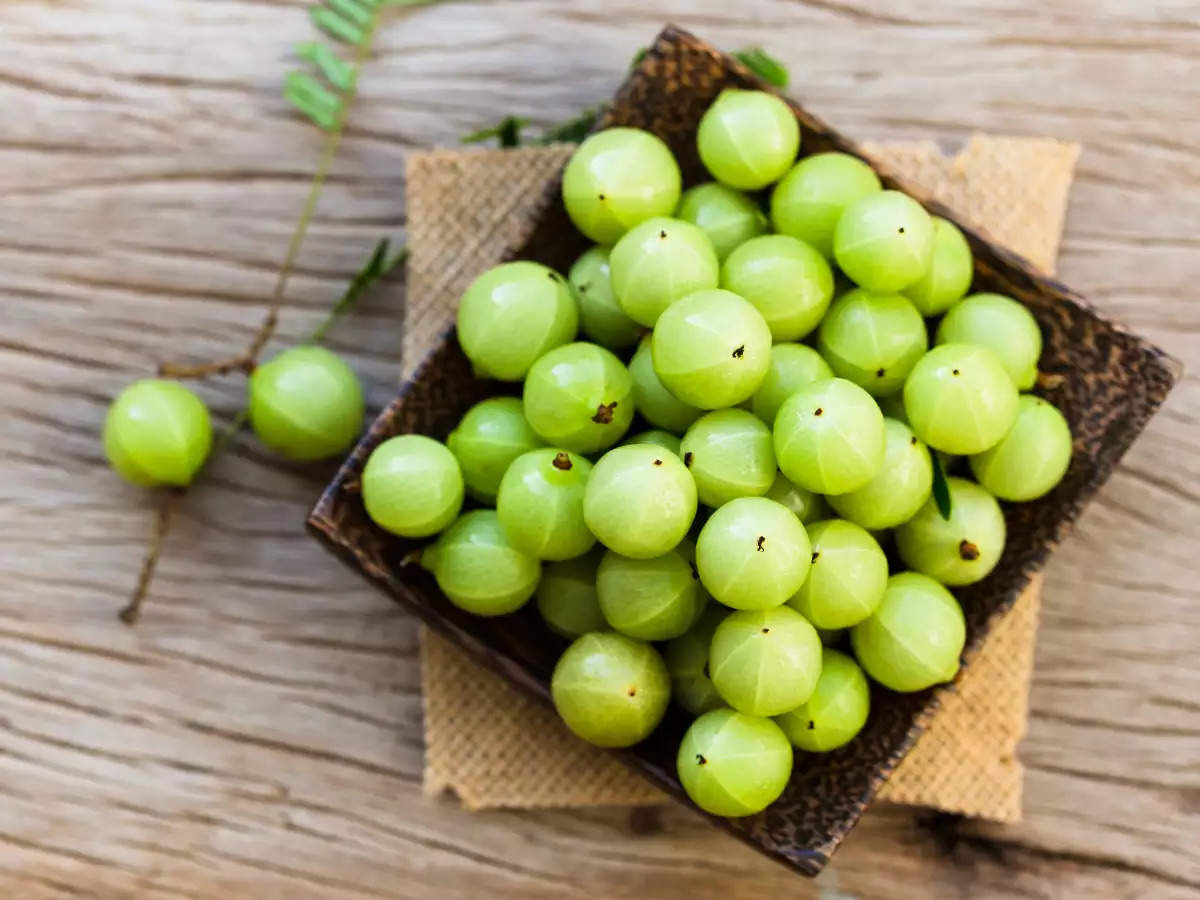 When and how to eat amla, which people should eat it and which people should not eat amla
