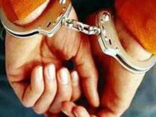 Two smugglers arrested with opium worth one crore