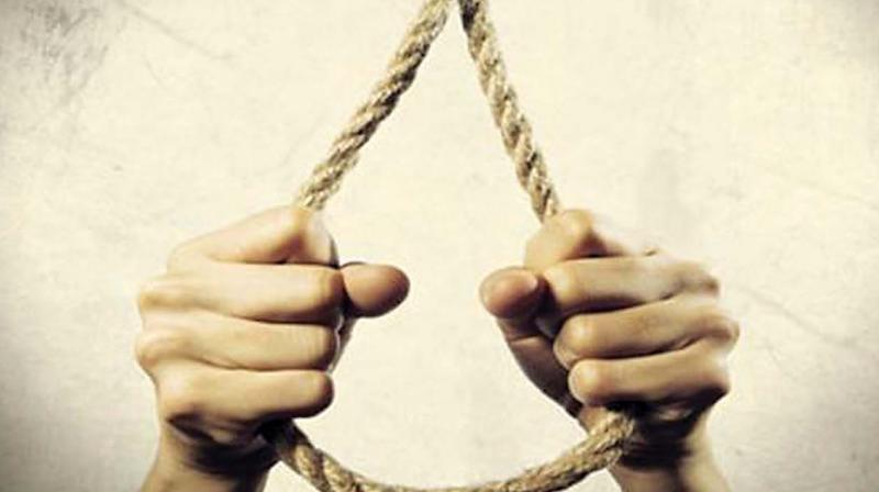 Rajgarh: Young man hanged himself, police engaged in investigation