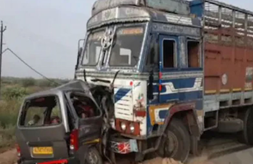 Rajgarh: Car overturns due to collision with unknown truck, one killed, two injured