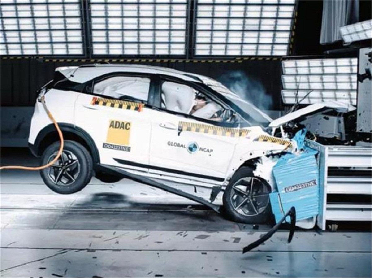 Tata Nexon Facelift को ग्लोबल NCAP क्रैश टेस्ट में 5-स्टार सेफ्टी रेटिंग मिली है